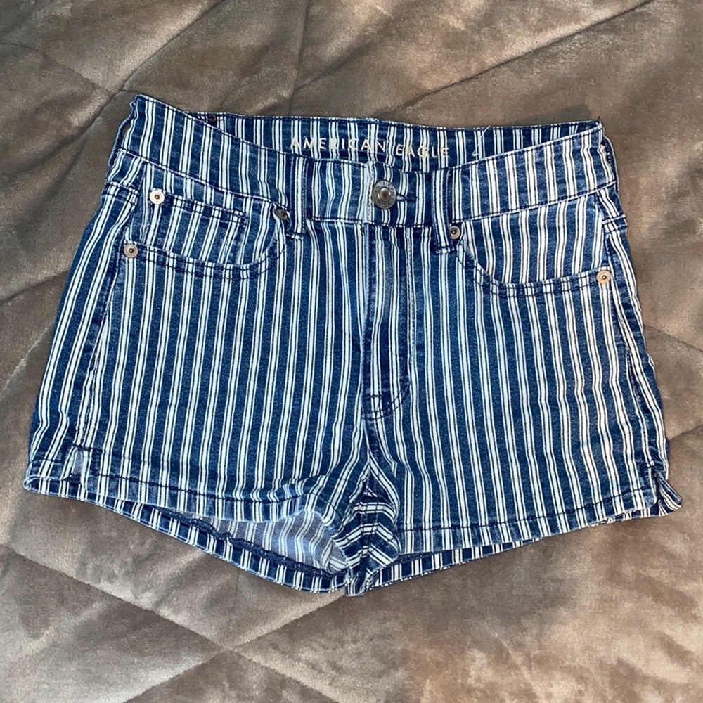 American eagle short